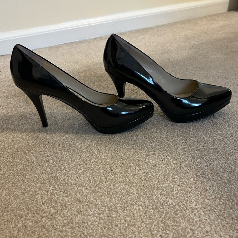 Nine West platform high heel pumps